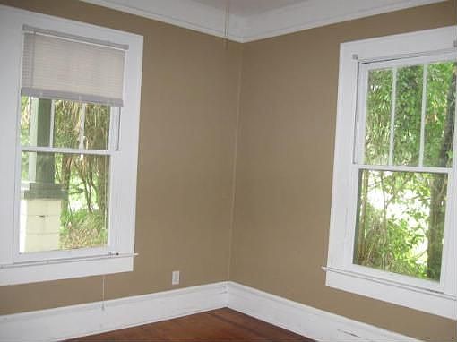 5th image of 2792 Myra St