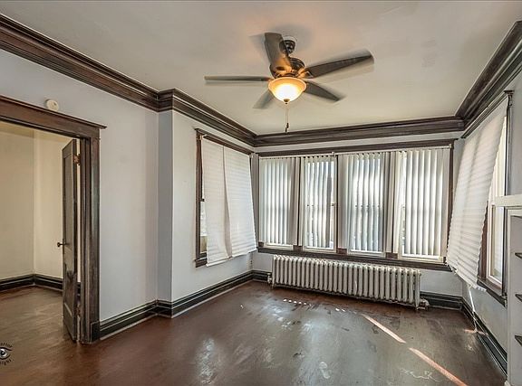 4th image of 7825 S Eberhart Ave