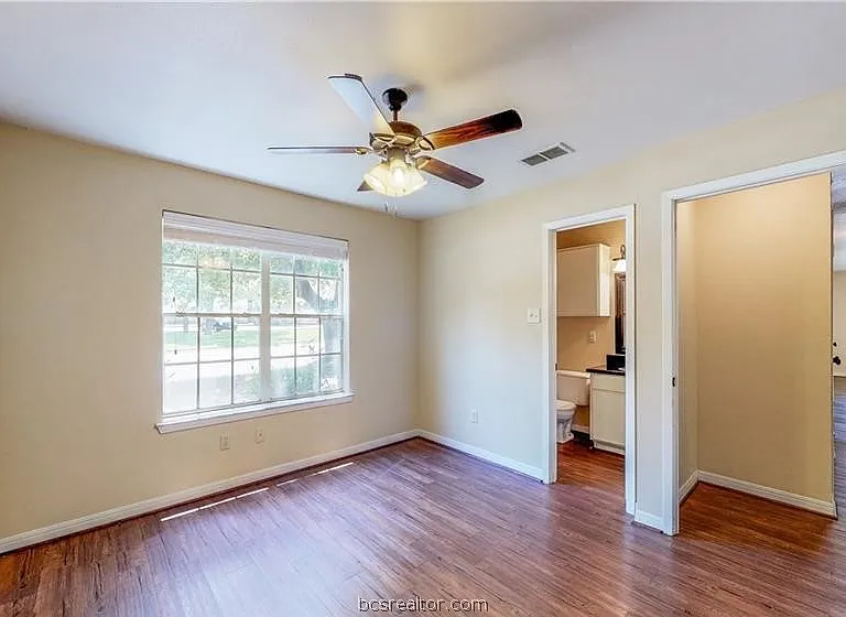 701 Balcones Dr #C — Photo 5
