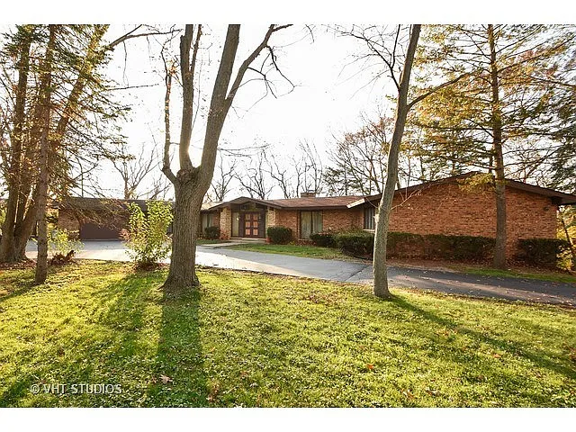 8459 W Hillside Dr photo 1