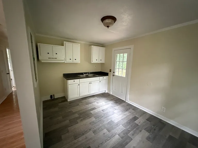 1108 Desoto Ave NW — Photo 9