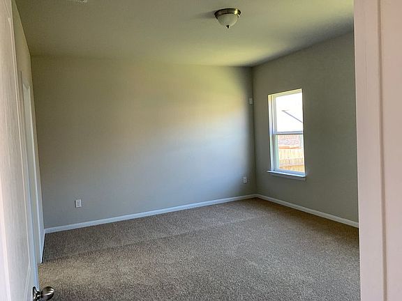 4th image of 8934 Grand Western
