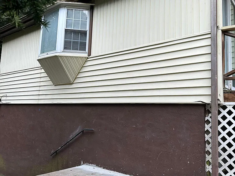 844 S Park Rd SE — Photo 6