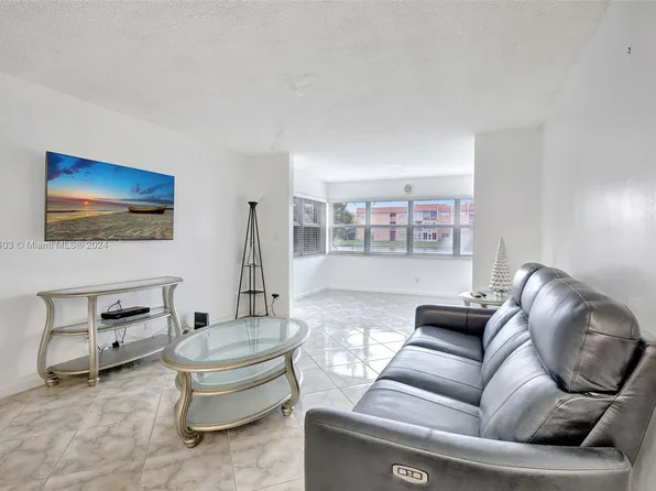 9540 Sunrise Lakes Blvd APT 103, Fort Lauderdale, FL 33322