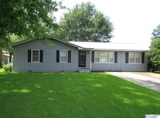 423 Clearview St SW, Decatur, AL 35601