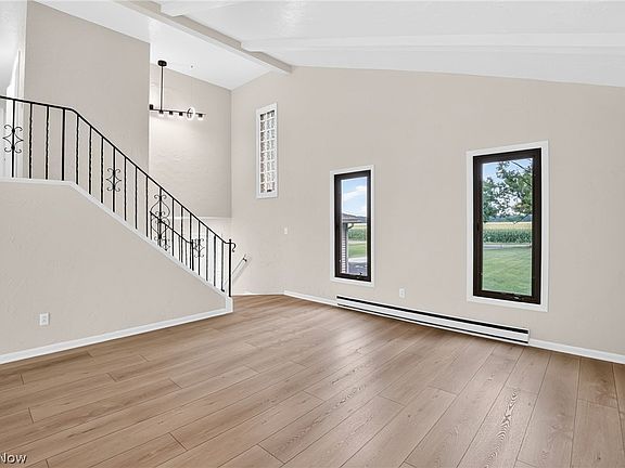 5th image of 440 Station Rd