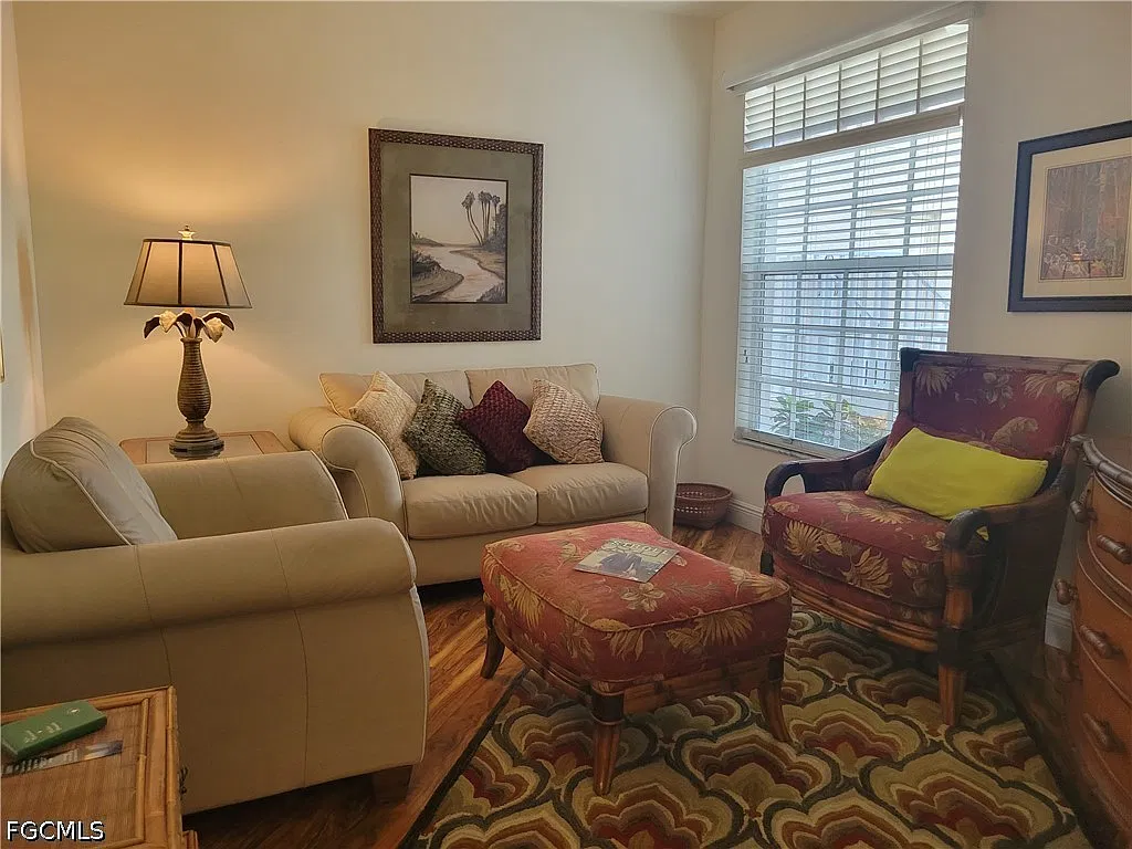 2 bed, 2.0 bath, 1558 sqft, $6,000 — Photo 4