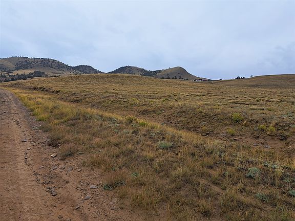 2nd image of 394 Basin View Road