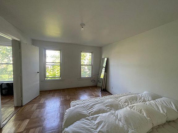3rd image of 330 Beach 86th St #B