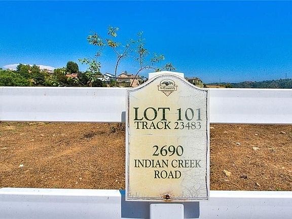 4th image of 2690 Indian Creek Rd #101