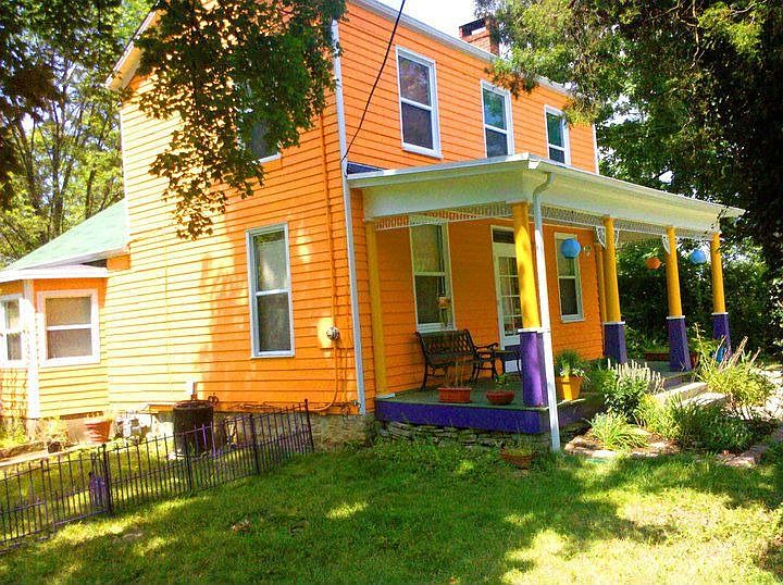 Side view of front porch