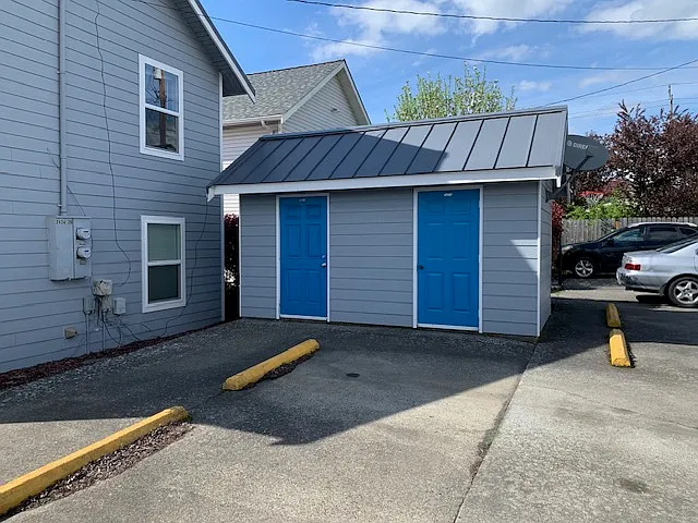 2 bed, 980 sqft, $2,300 — Photo 2