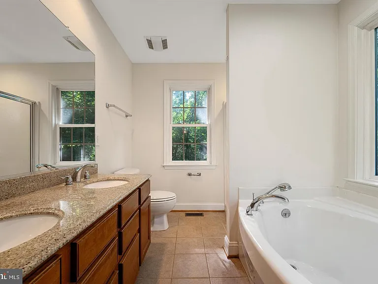 175 Easy Hollow Rd — Photo 15