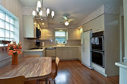 4th image of 6424 N Keating Ave