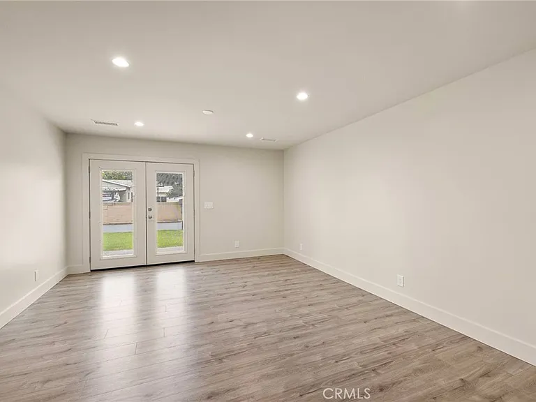 443 S Devon Rd — Photo 5