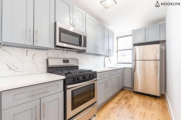 Rented by Nooklyn NYC LLC | media 31