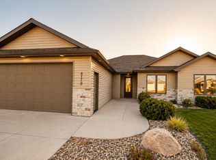 3719 Leighton Dr, Bismarck, ND 58504