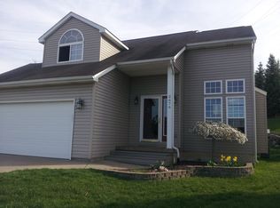 2676 Bonita Dr, Waterford, MI 48329