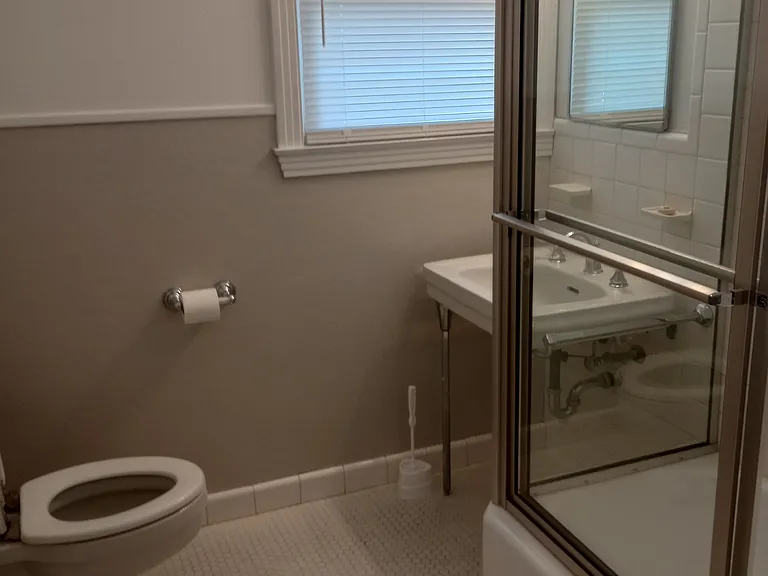 405 Nelson Ave — Photo 10