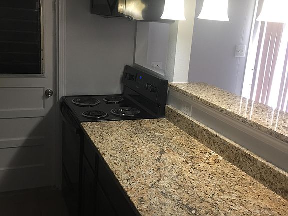 3rd image of 3908 War Bow Dr