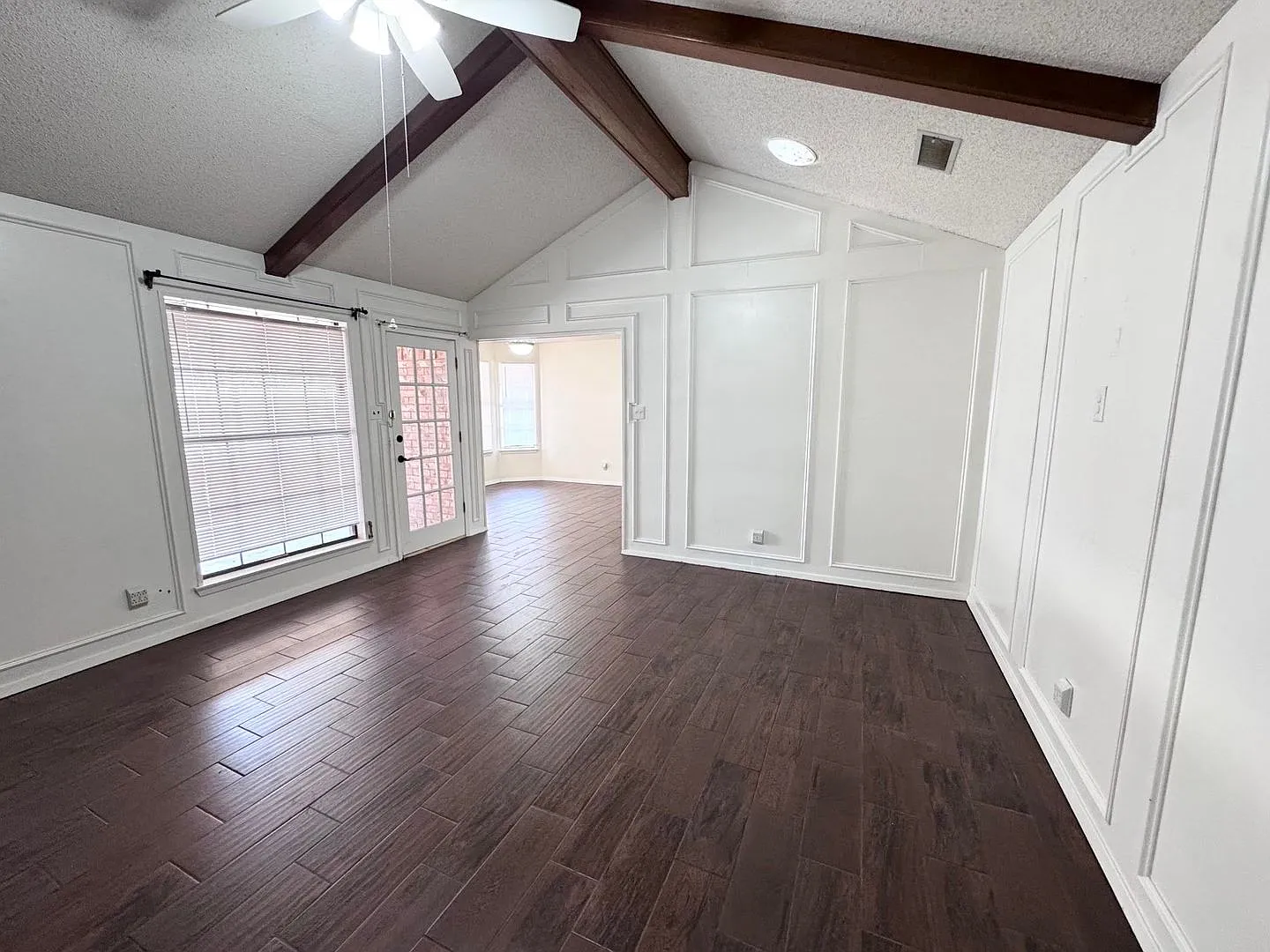 4 Bed 2 Bath Ready to Rent ASAP — Photo 3
