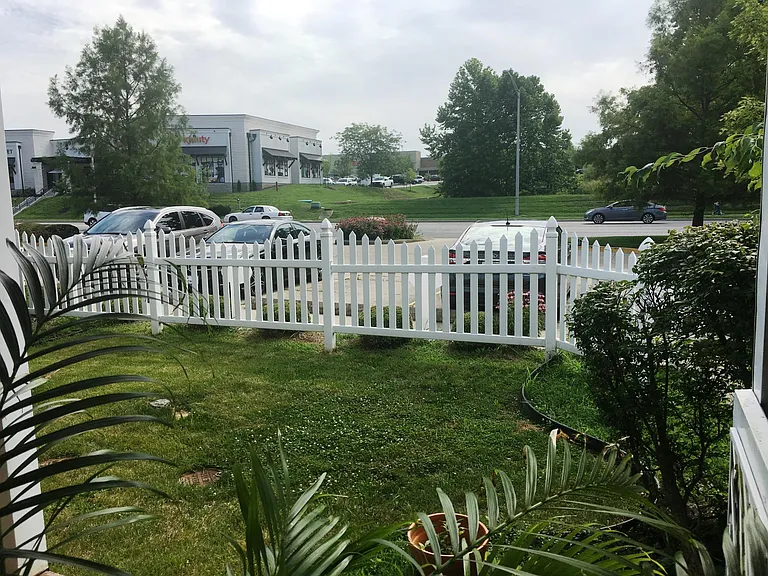 1302 S College Mall Rd — Photo 19