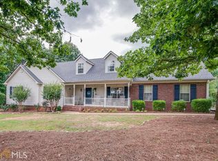 305 Farm View Ct, Locust Grove, GA 30248