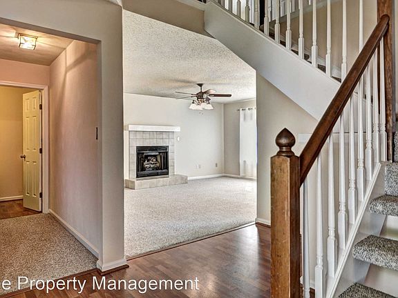 4th image of 1572 Winthrope Dr