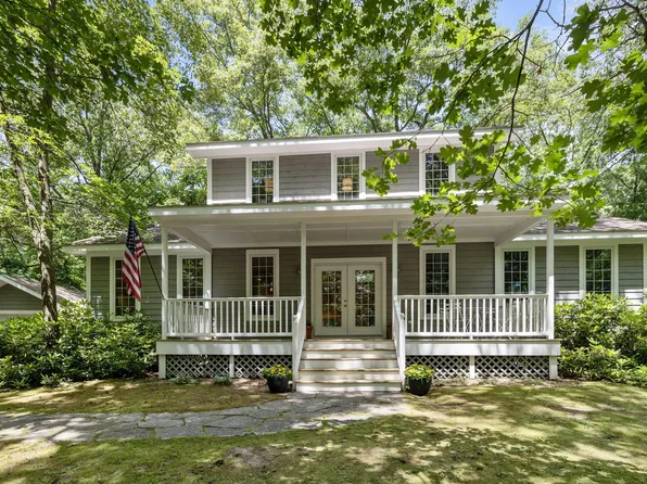 18578 Forest Beach Dr, New Buffalo, MI 49117