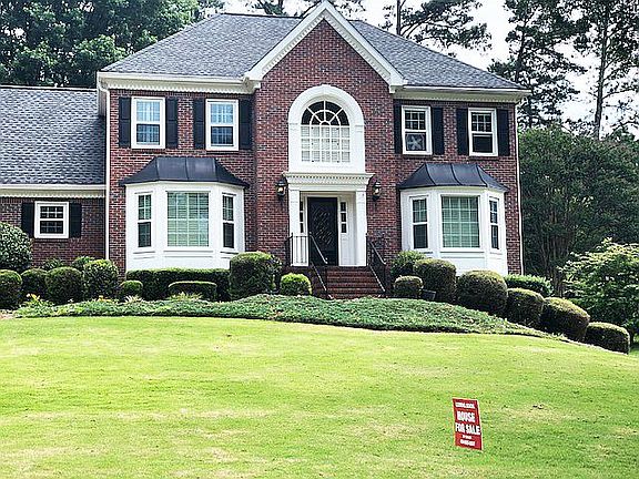 2nd image of 1760 Berry Ln