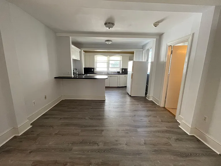 16 Mann Ave #1B — Photo 8