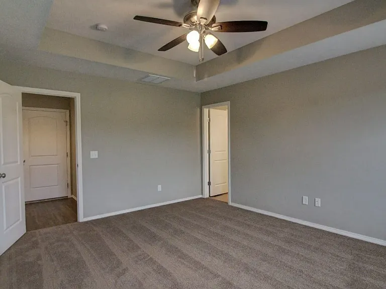 2460 W Spring Water St — Photo 8