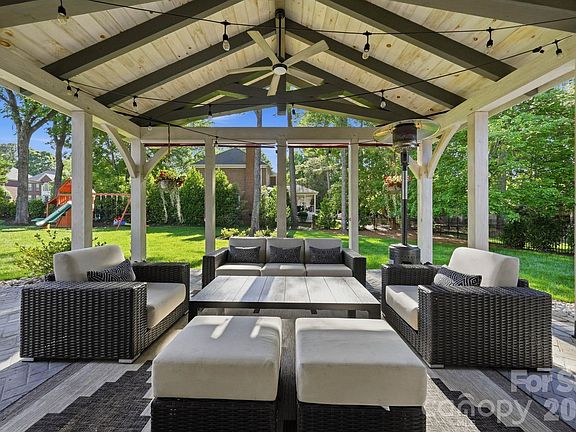 5th image of 10138 Waterbrook Ln