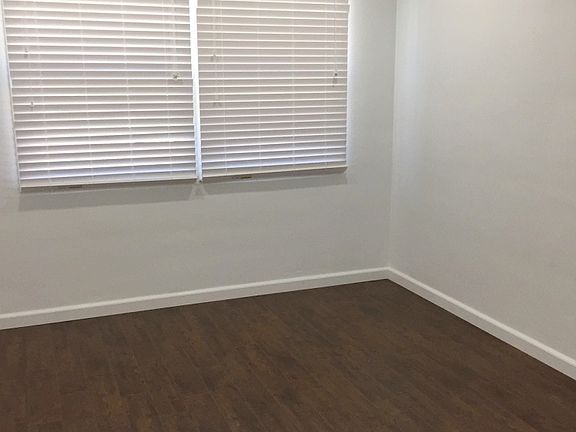 5th image of 2538 N Buena Vista St