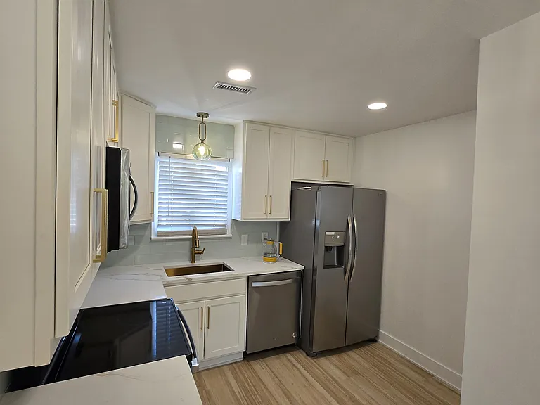 2515 Arkansas Ave #B — Photo 2