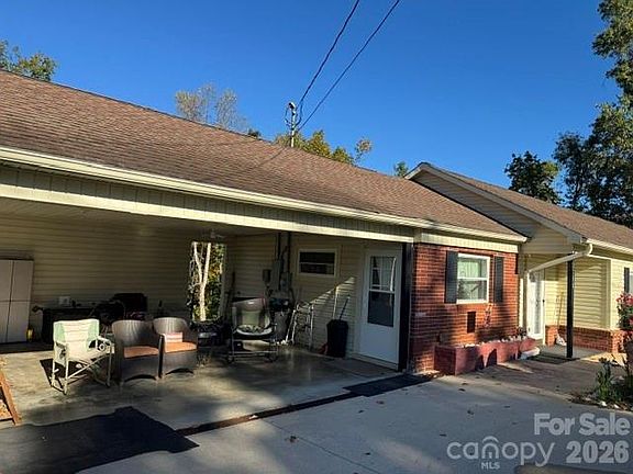 3rd image of 2298 Lail Rd