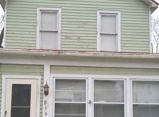 816 N 6th St, Vincennes, IN 47591