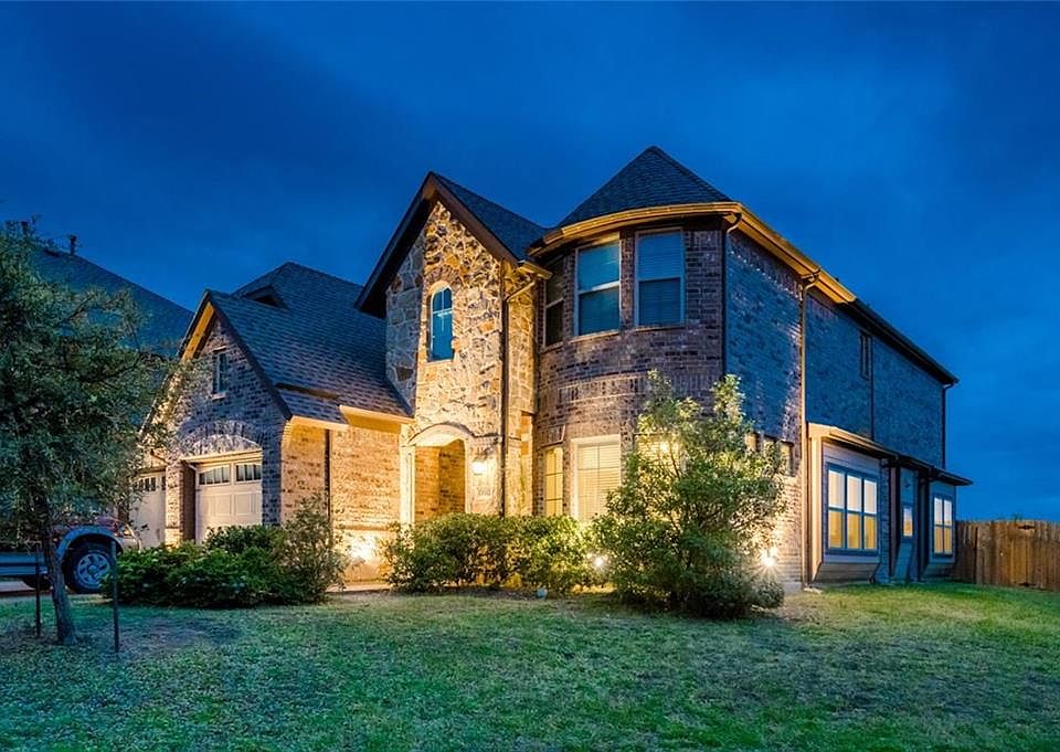 1st image of 808 Brendan Dr