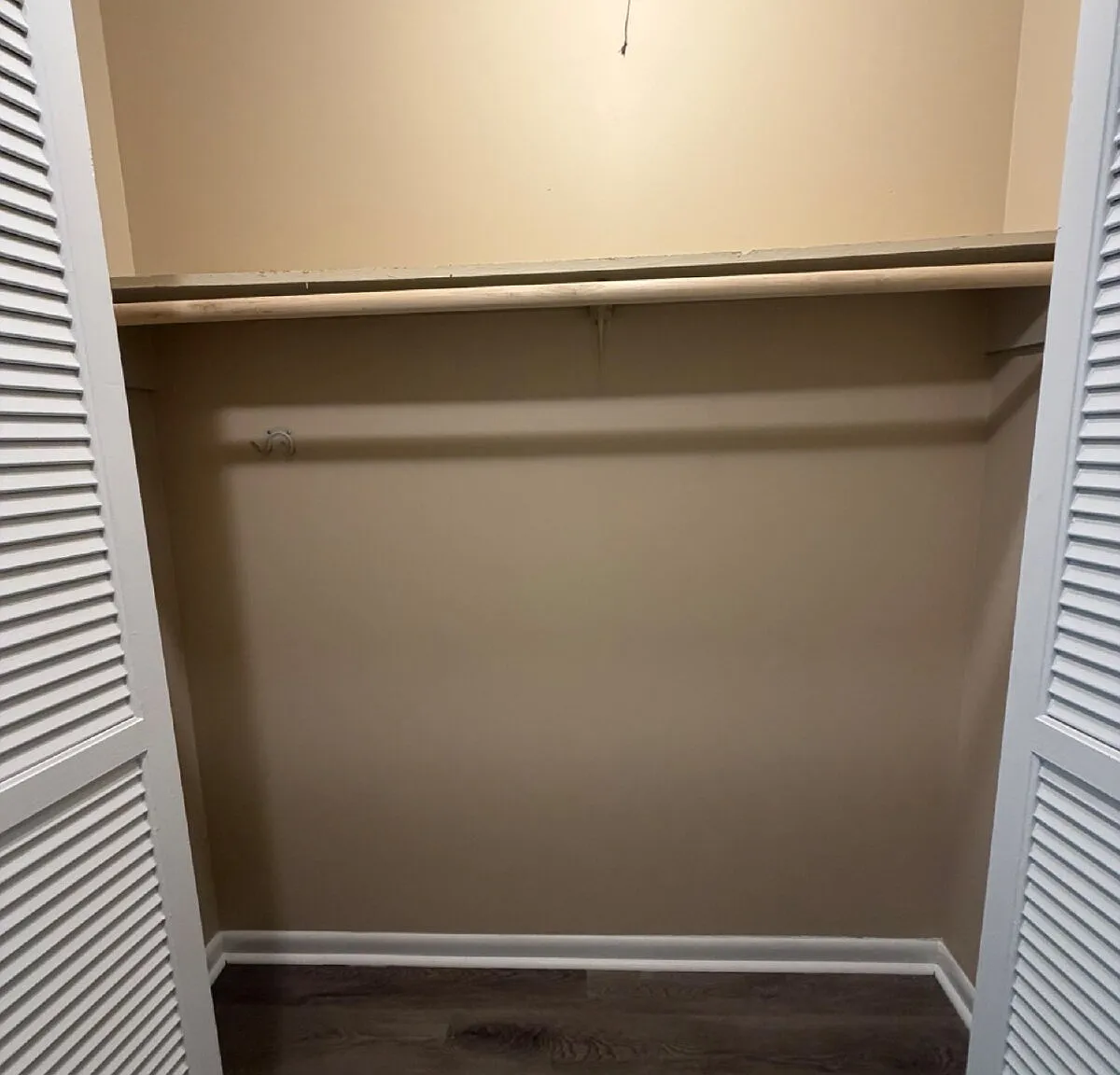 2 bed, 1.0 bath, 1100 sqft, $1,250 — Photo 4