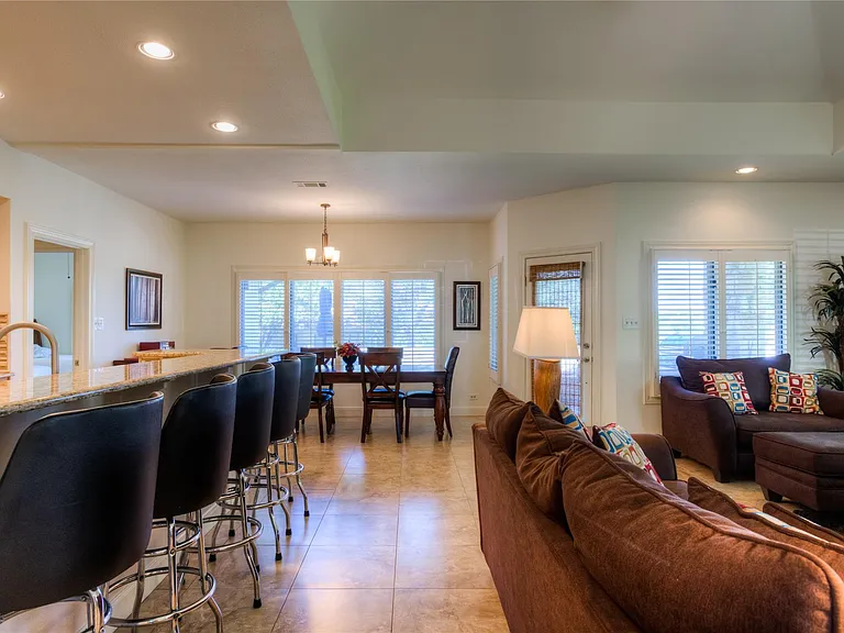 1924 Clubhouse Hill Dr #25 — Photo 10