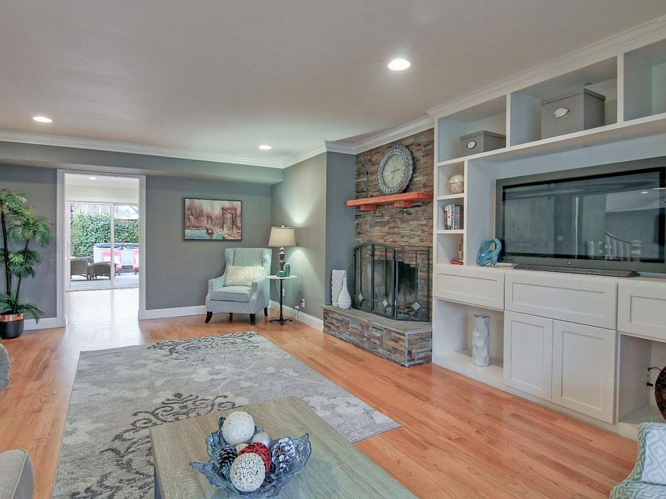1st image of 1305 Pernich Ct