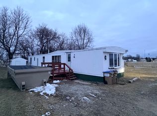 310 3rd St S #17, Quasqueton, IA 52326