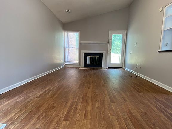 4th image of 4700 Brockton Dr Unit C