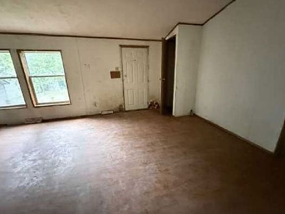 Additional Living Room