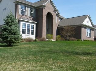3896 Castle Rock Dr, Zionsville, IN 46077