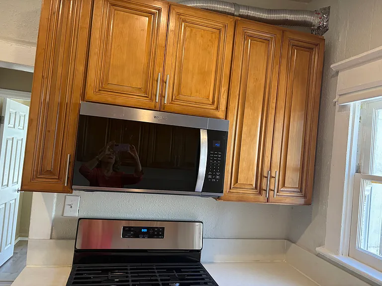 318 S Broadway St — Photo 7