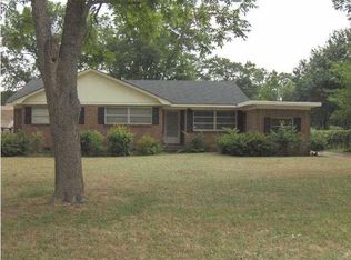 1802 Whispering Pines Rd, Albany, GA 31707