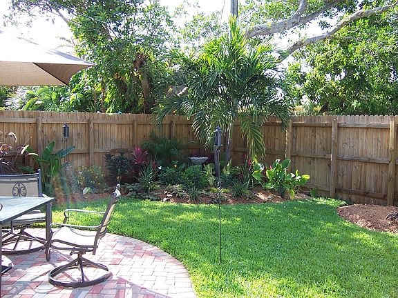 New Landscape, Fence
