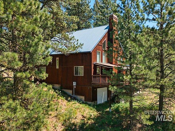 3rd image of 51 Ranch Cir