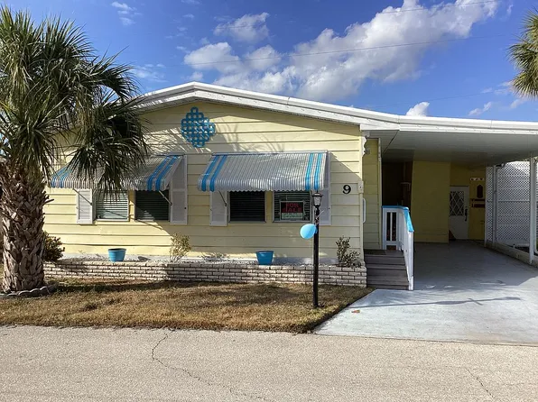 9 Moorhead Mnr #9, Naples, FL 34112